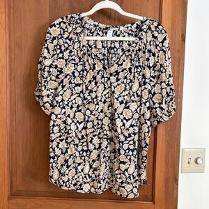 Old Navy Black and Cream Floral Blouse